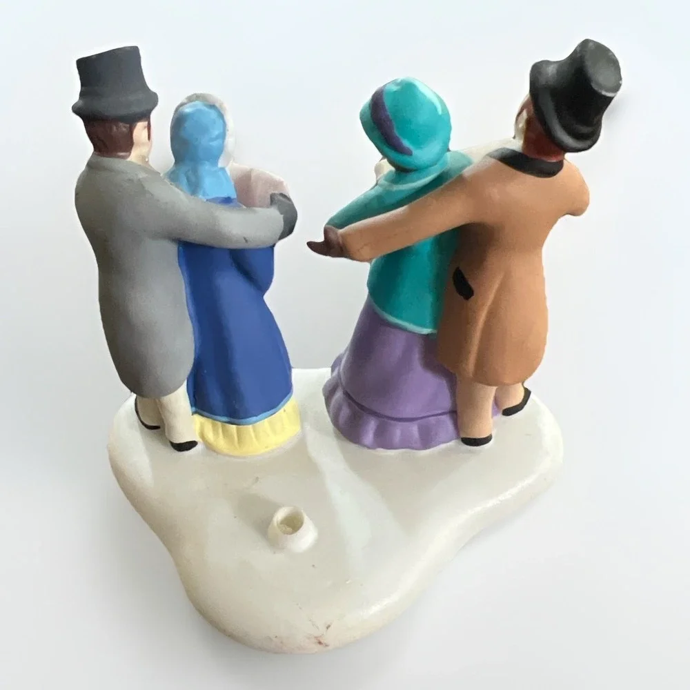 Department 56 Dickens Village Caroling By Lamp Light Christmas No Box Or Lamp